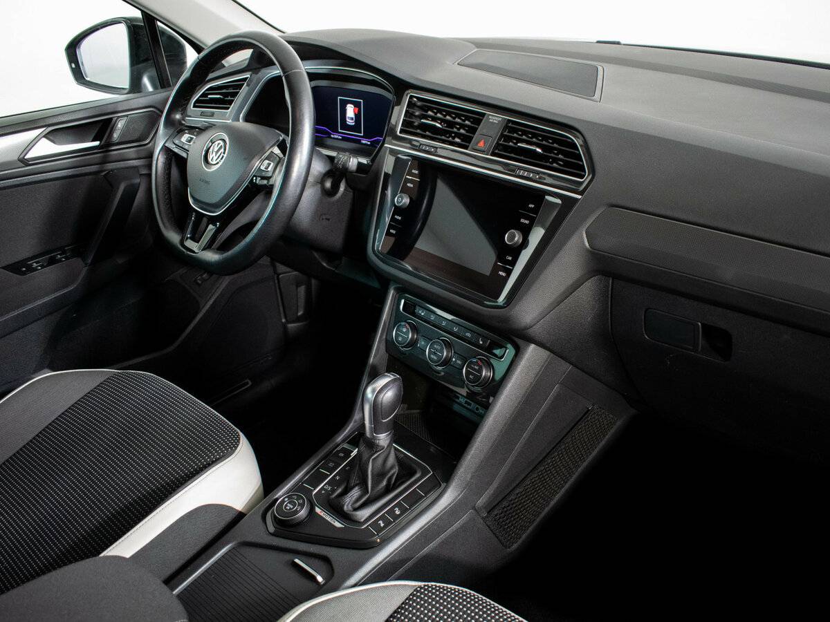 Volkswagen Tiguan 2019 года с пробегом. Фото: #8