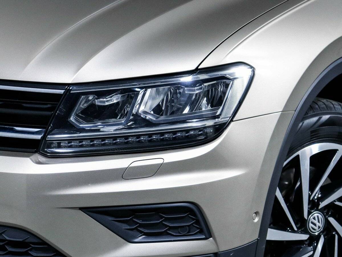 Volkswagen Tiguan 2018 года с пробегом. Фото: #11