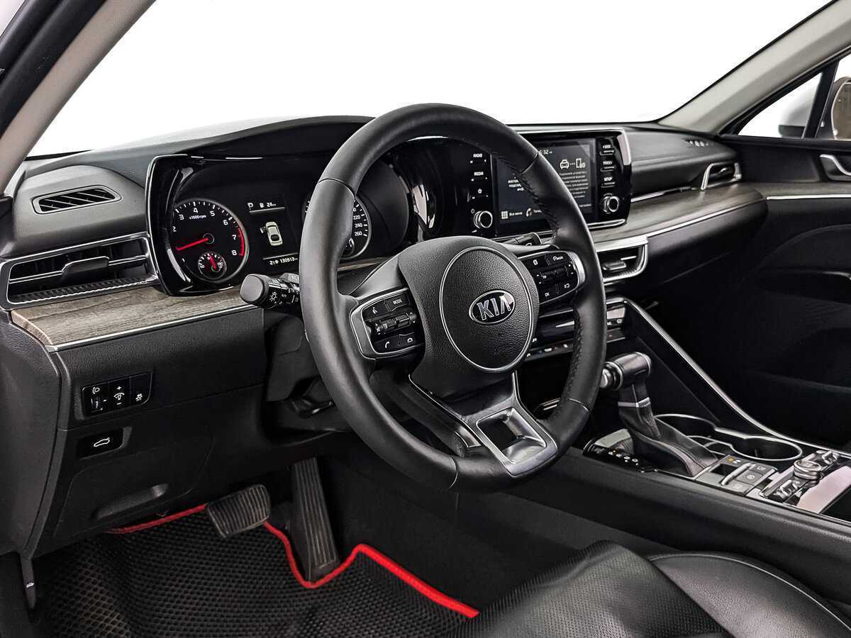 Kia K5 2020 года с пробегом. Фото: #15