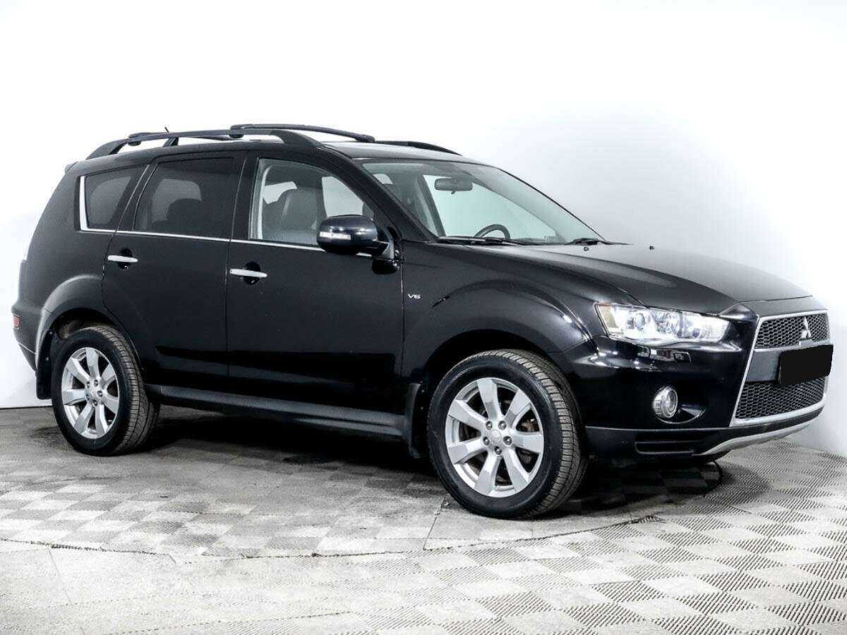 Mitsubishi Outlander 2012 года с пробегом. Фото: #2