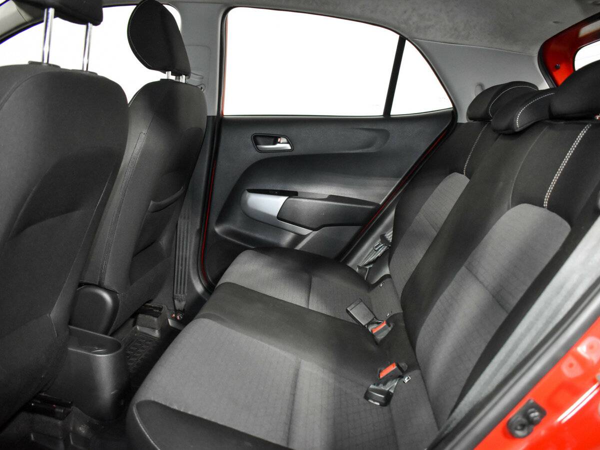 Kia Picanto 2018 года с пробегом. Фото: #10