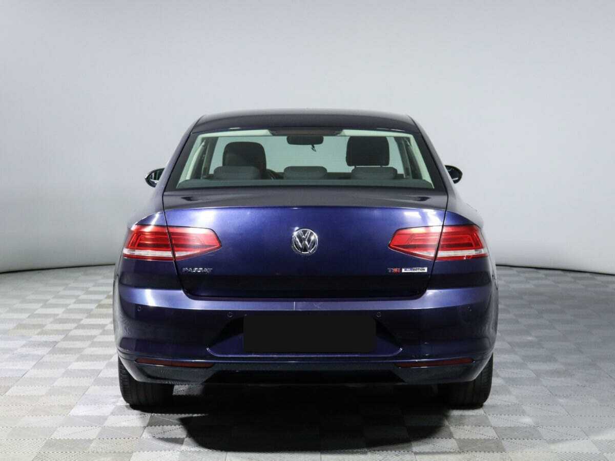 Volkswagen Passat 2016 года с пробегом. Фото: #4