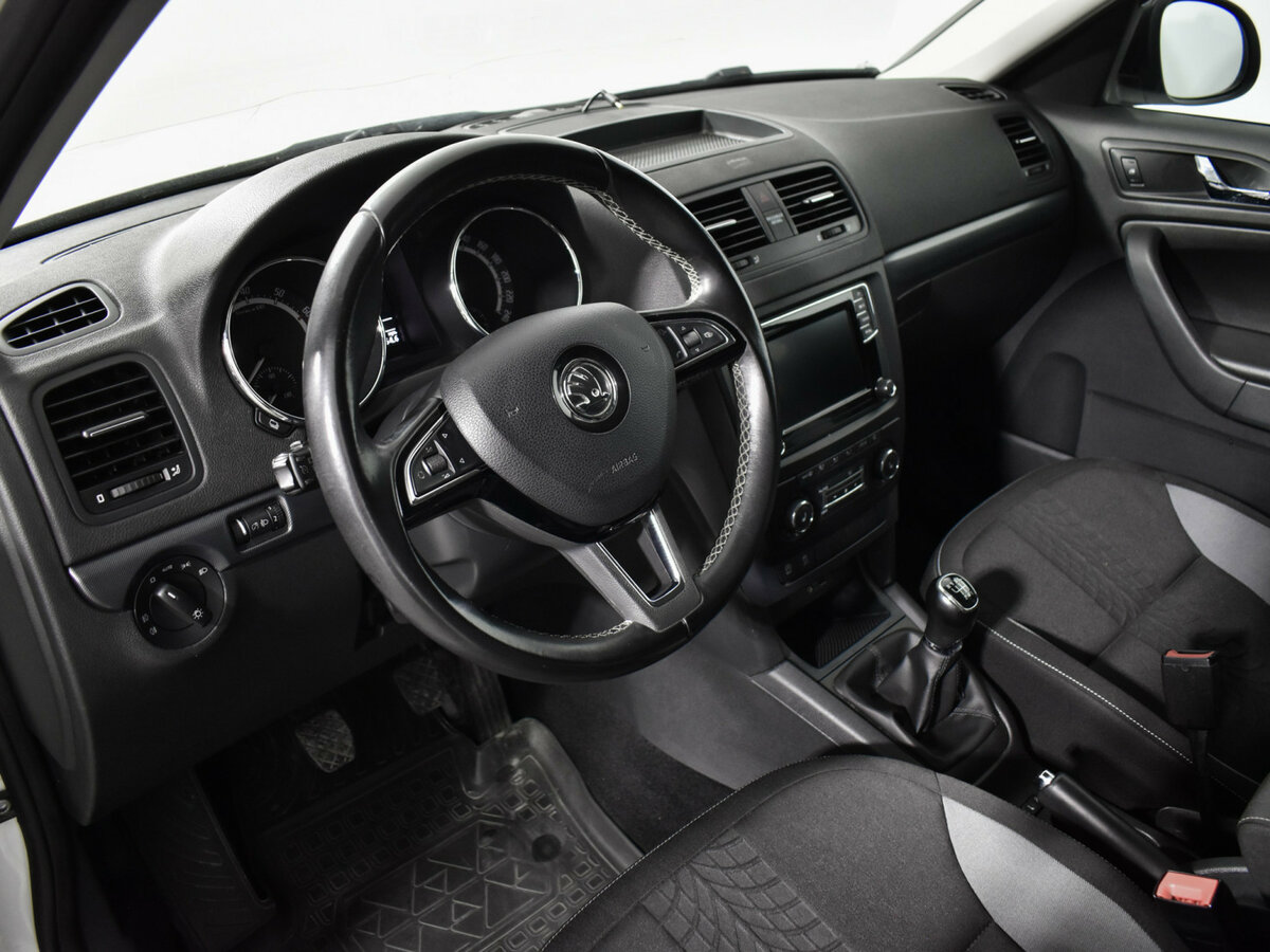 Skoda Yeti 2017 года с пробегом. Фото: #8