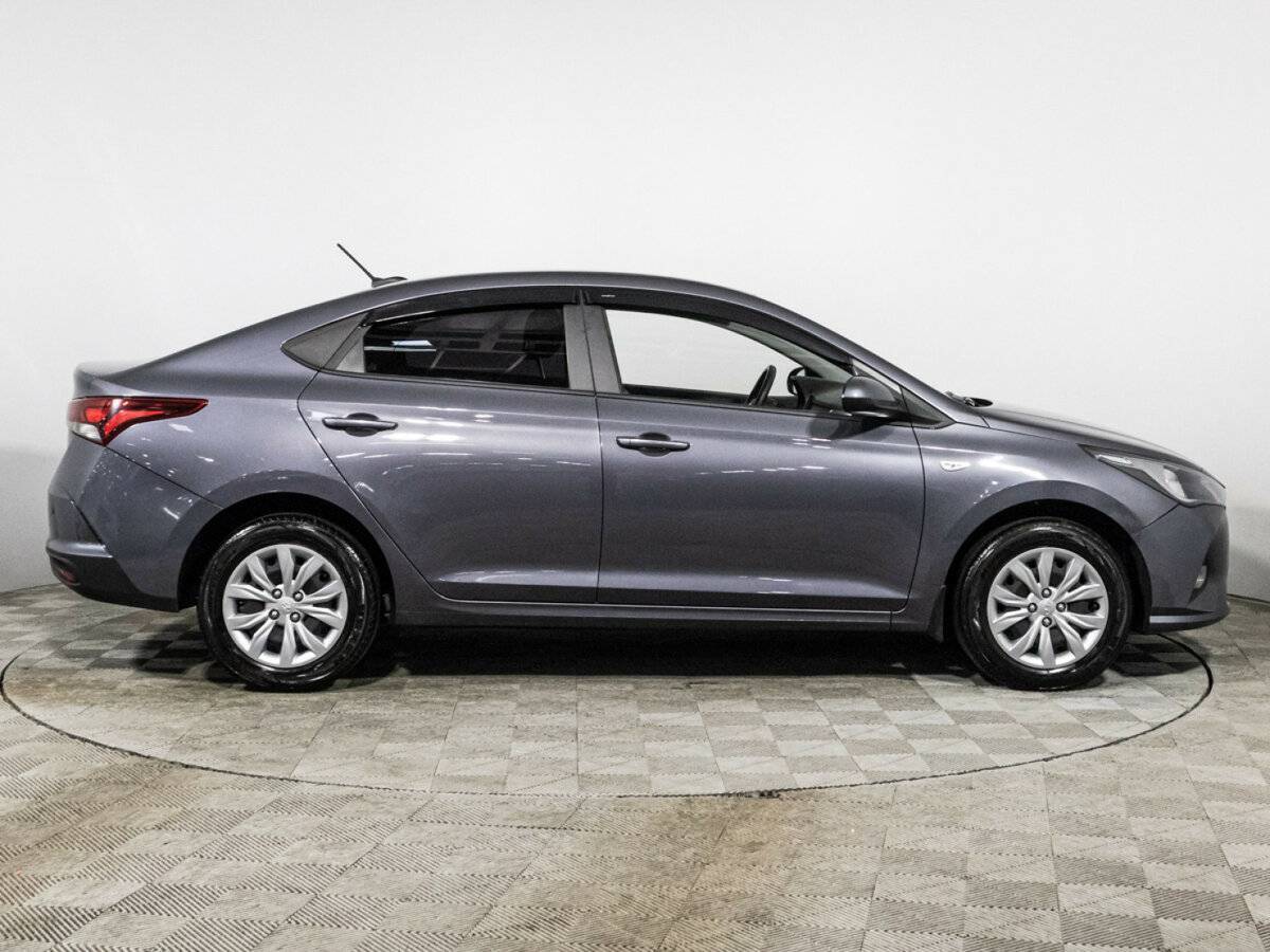Hyundai Solaris 2021 года с пробегом. Фото: #3