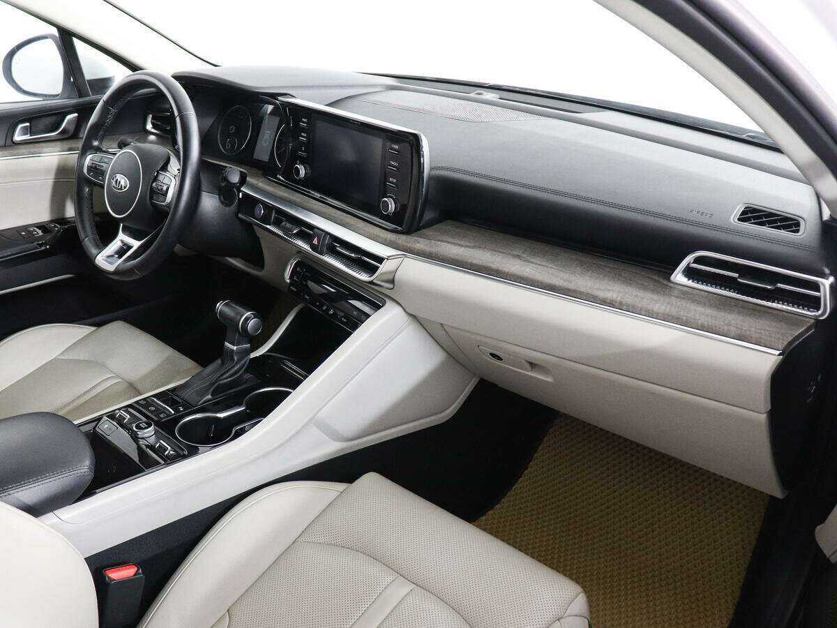 Kia K5 2021 года с пробегом. Фото: #9