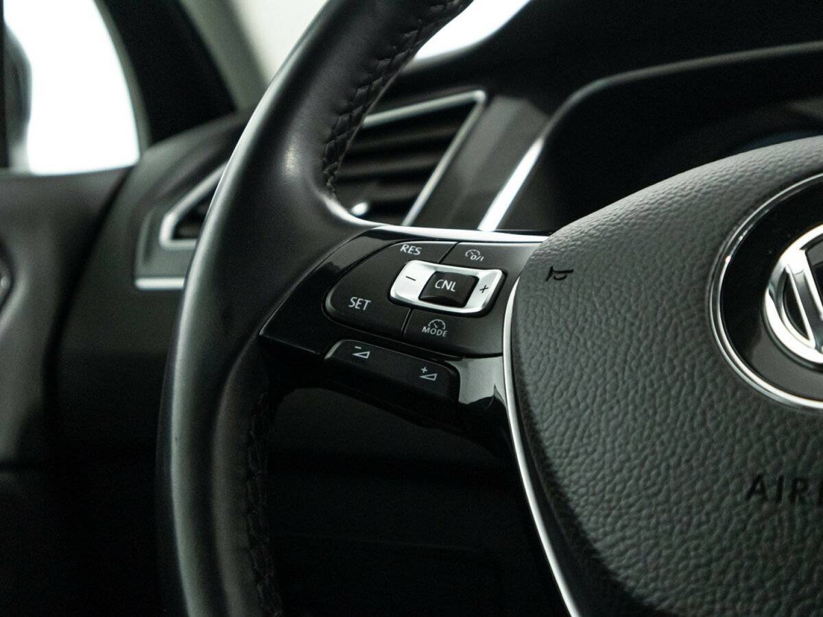 Volkswagen Tiguan 2018 года с пробегом. Фото: #20