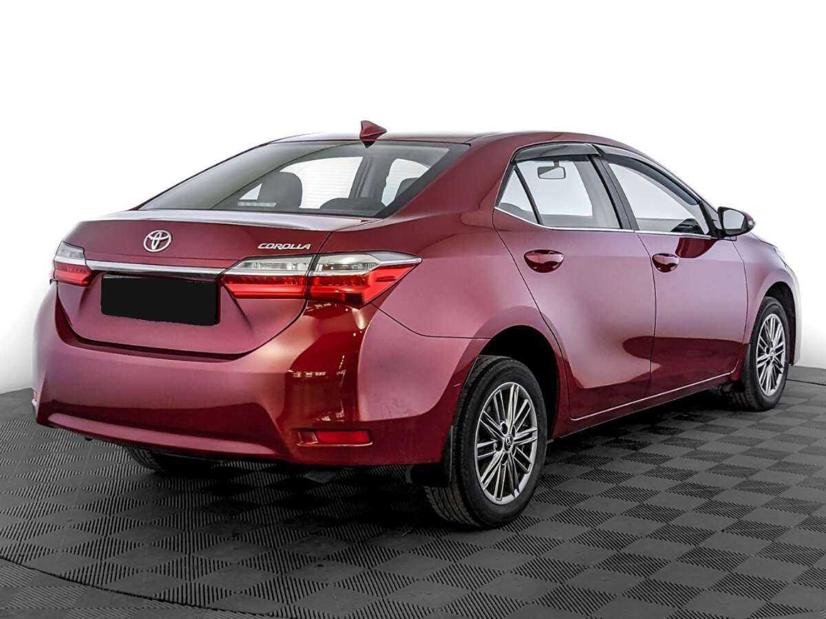 Toyota Corolla 2018 года с пробегом. Фото: #4