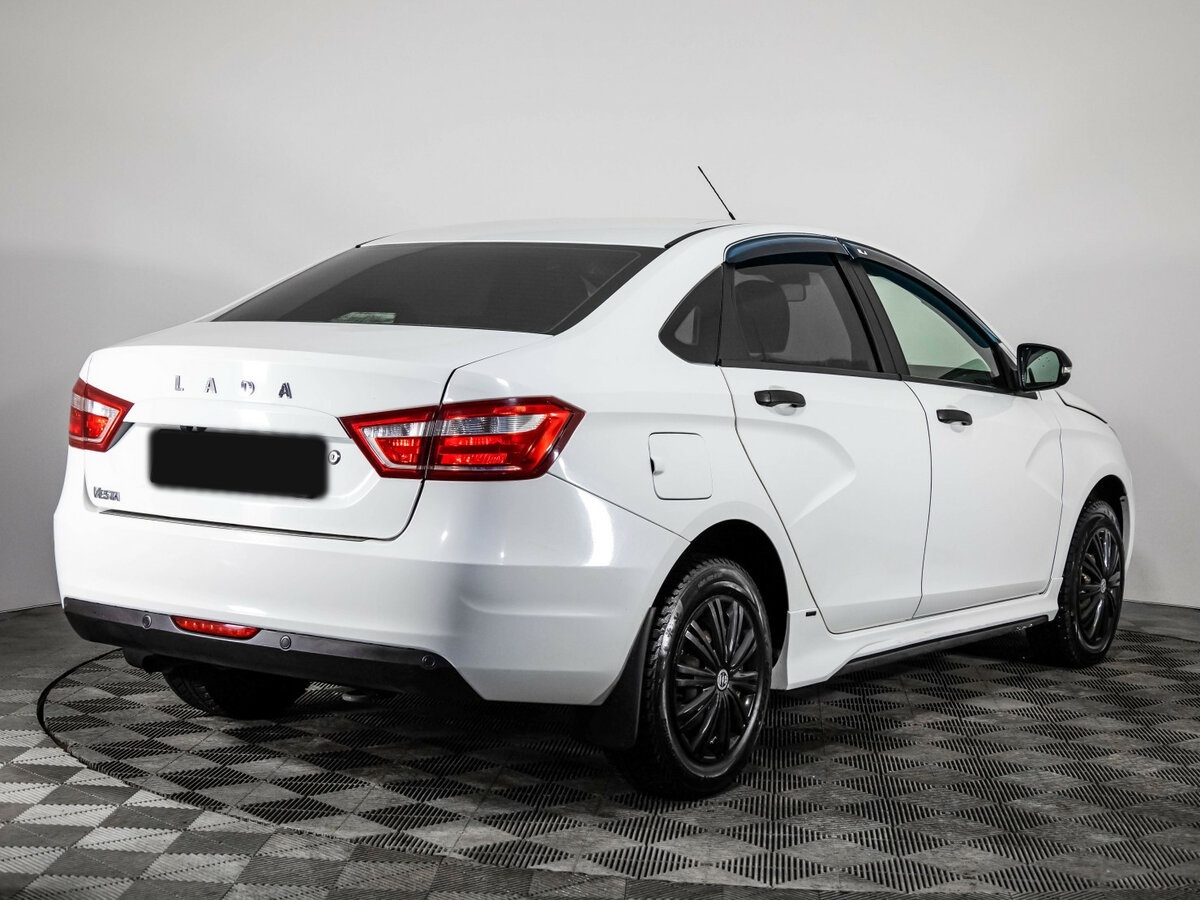 Lada (ВАЗ) Vesta 2016 года с пробегом. Фото: #3