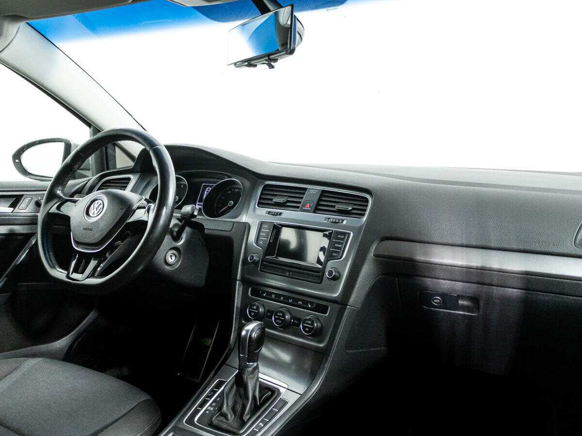 Volkswagen Golf 2013 года с пробегом. Фото: #4