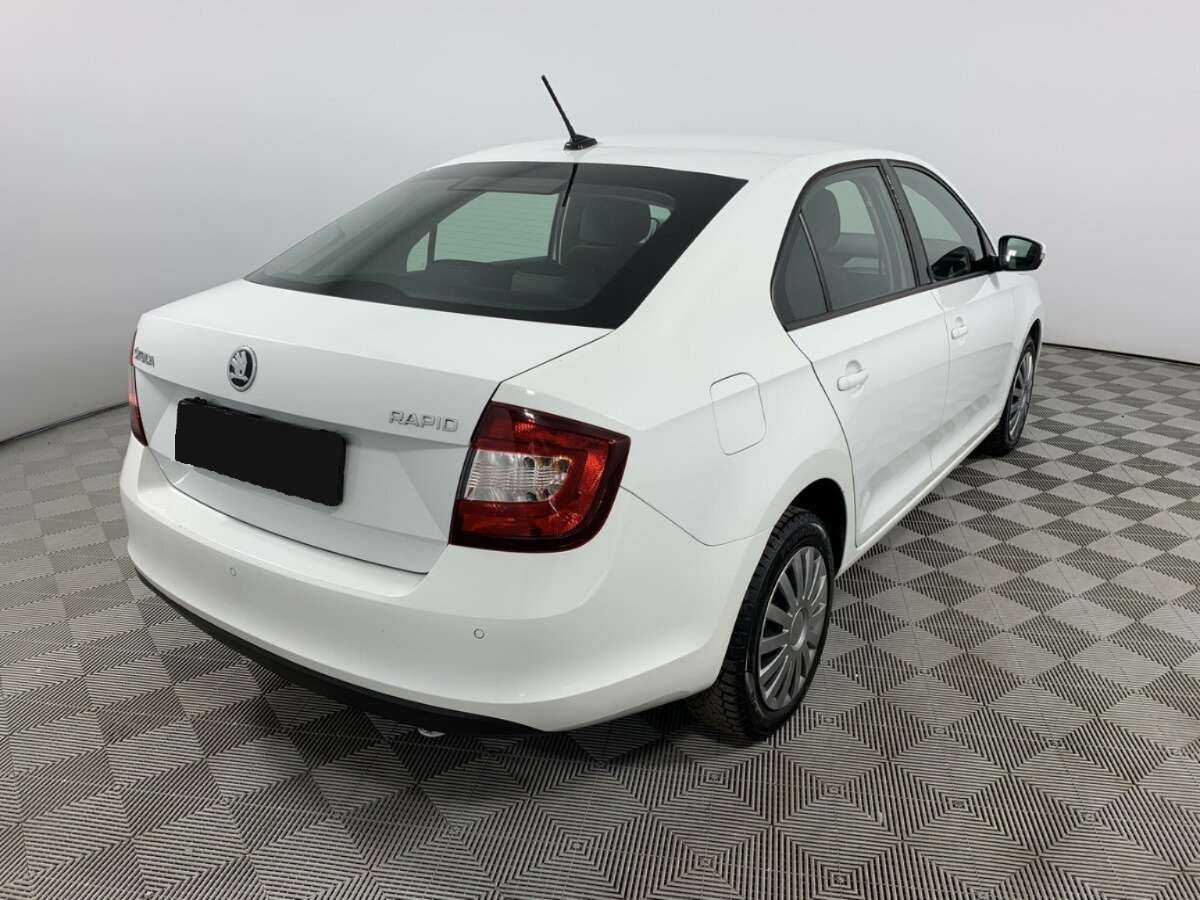 Skoda Rapid 2019 года с пробегом. Фото: #4