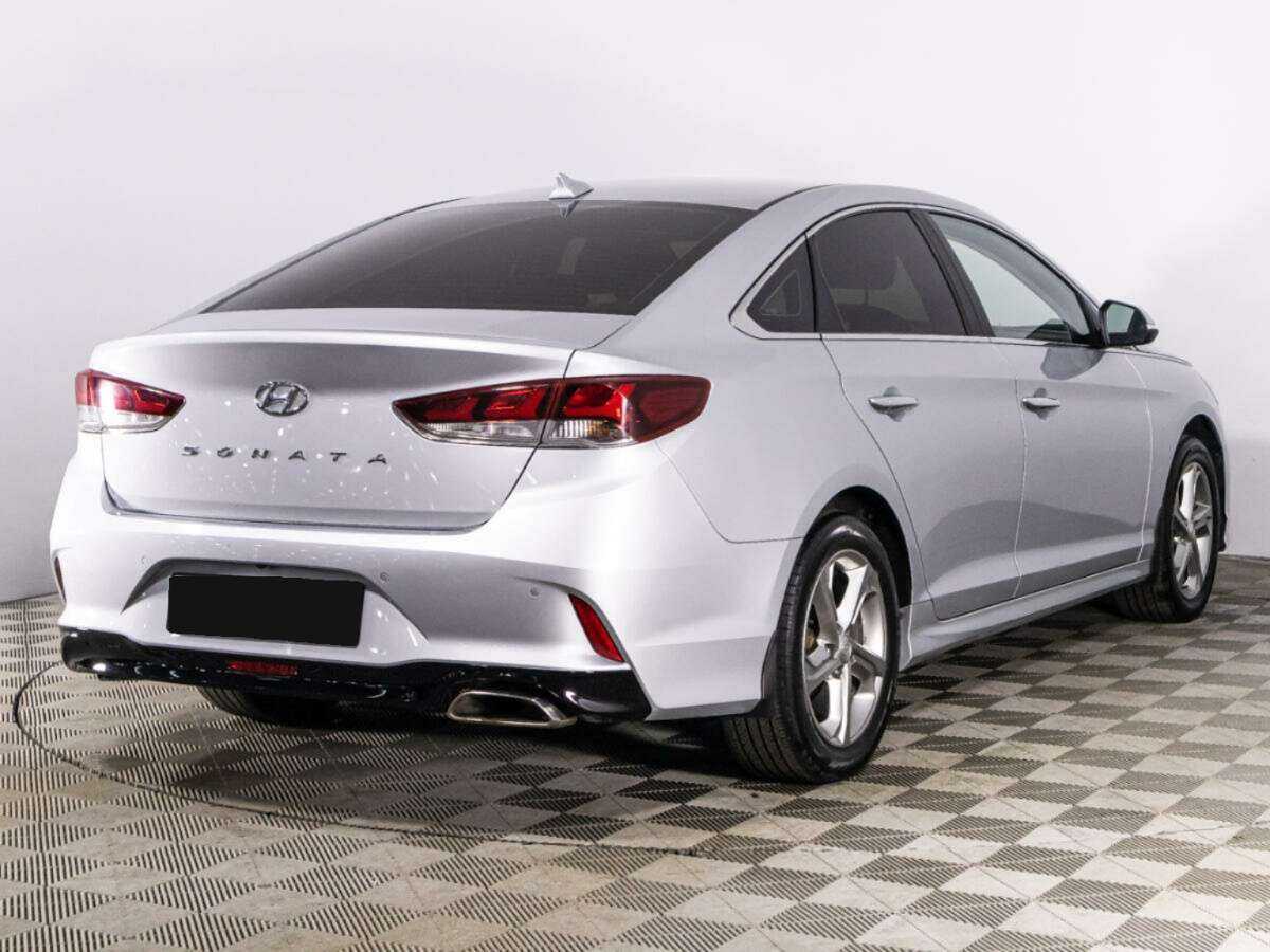 Hyundai Sonata 2018 года с пробегом. Фото: #4