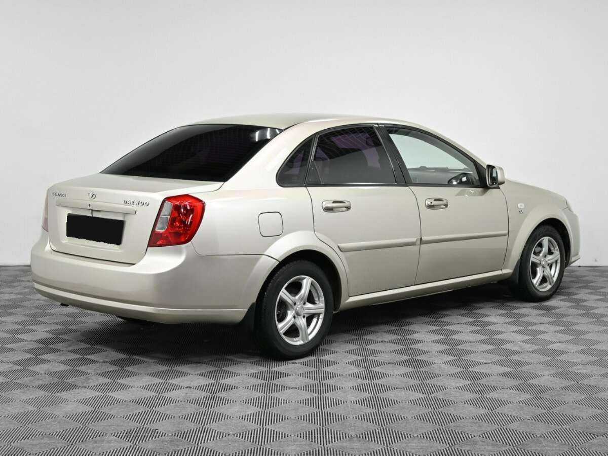 Daewoo Gentra 2014 года с пробегом. Фото: #1
