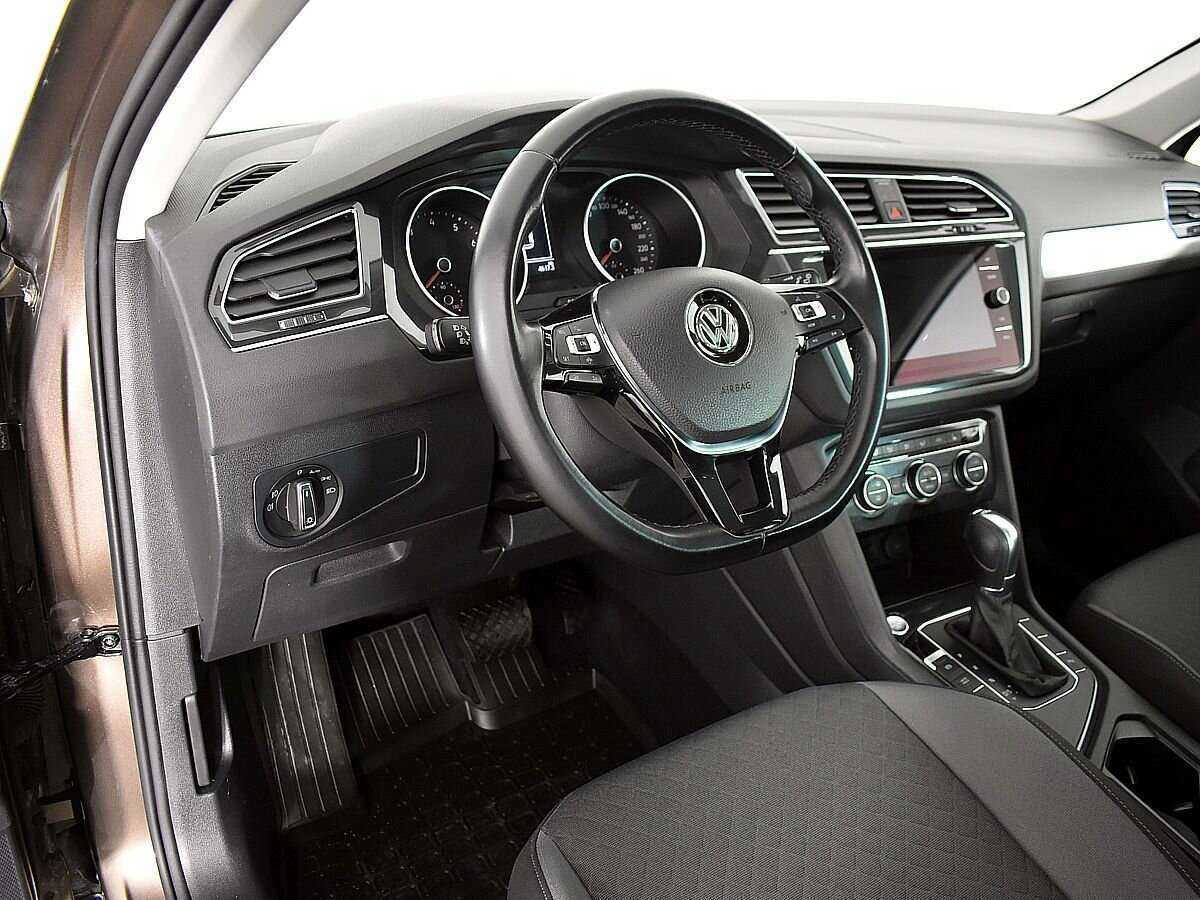 Volkswagen Tiguan 2019 года с пробегом. Фото: #6