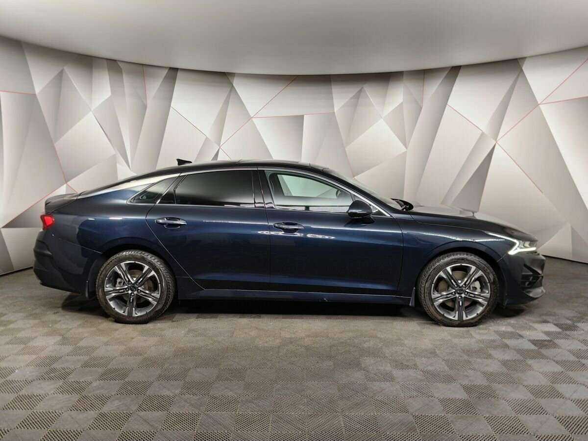 Kia K5 2021 года с пробегом. Фото: #5