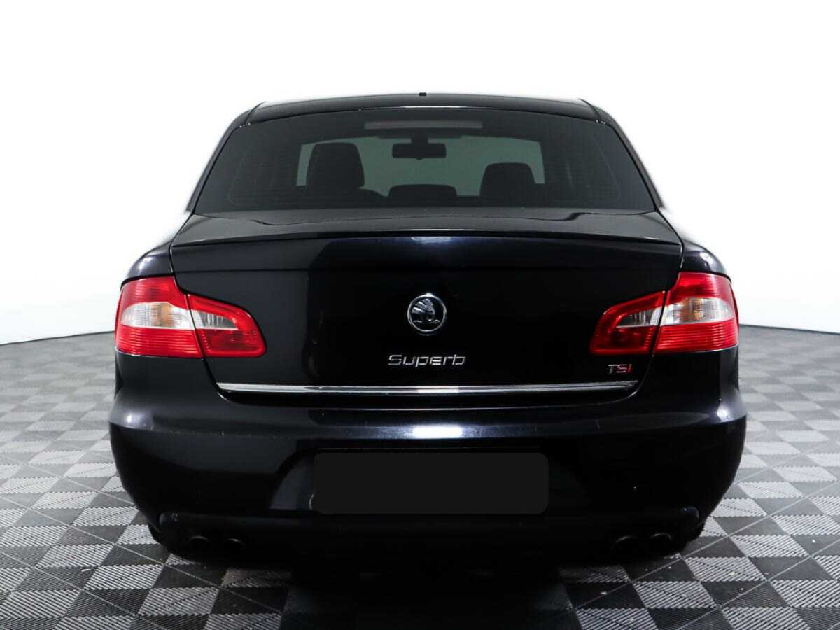 Skoda Superb 2012 года с пробегом. Фото: #5
