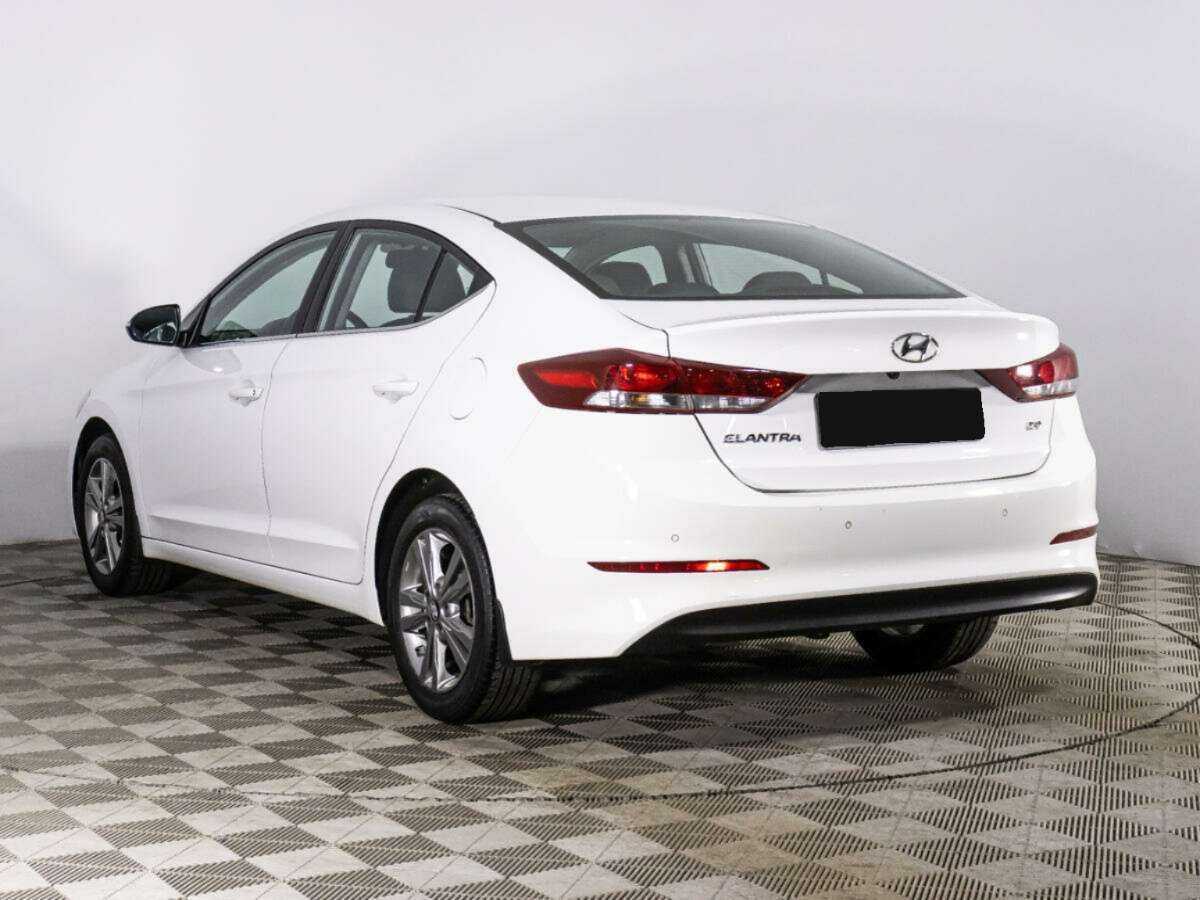 Hyundai Elantra 2016 года с пробегом. Фото: #6