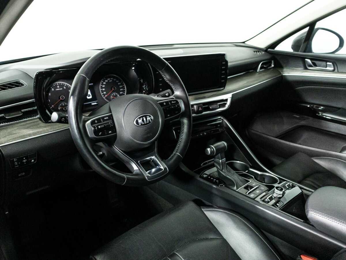 Kia K5 2021 года с пробегом. Фото: #10