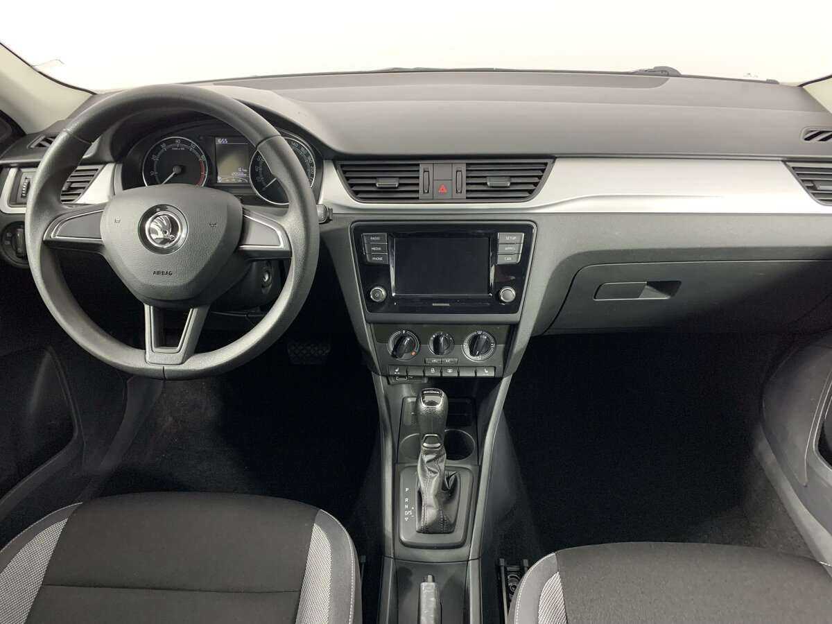 Skoda Rapid 2019 года с пробегом. Фото: #11
