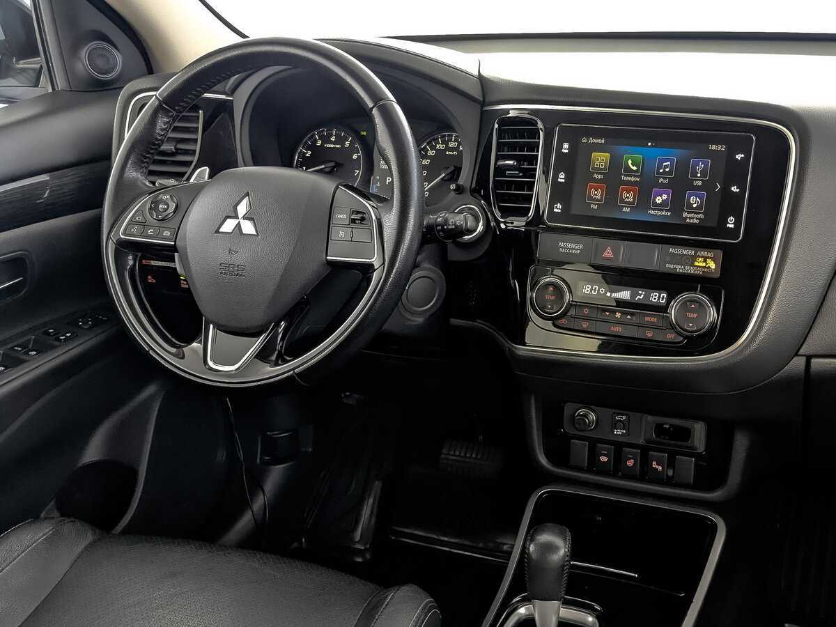 Mitsubishi Outlander 2017 года с пробегом. Фото: #15