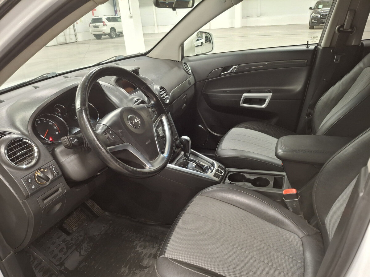 Opel Antara 2013 года с пробегом. Фото: #14
