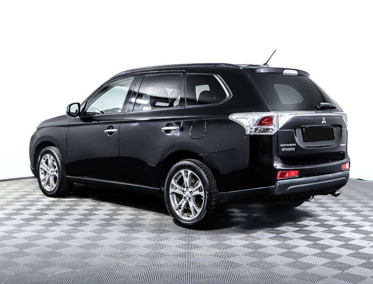 Mitsubishi Outlander 2012 года с пробегом. Фото: #6