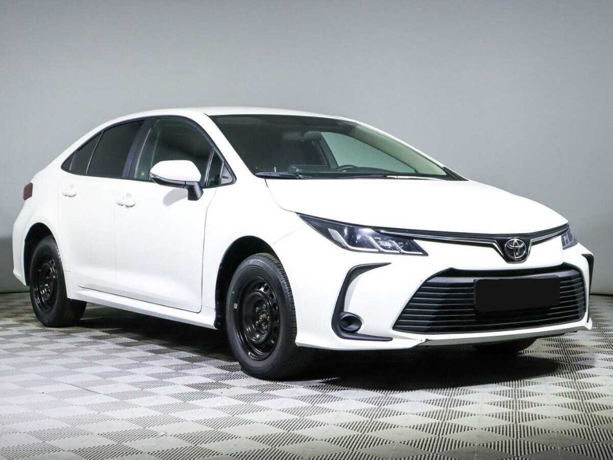 Toyota Corolla 2019 года с пробегом. Фото: #2