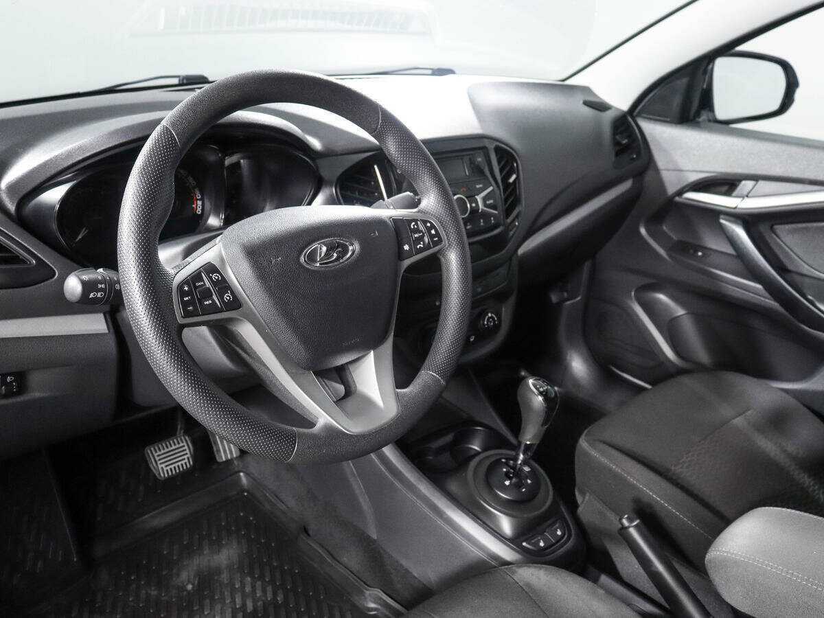 Lada (ВАЗ) Vesta 2019 года с пробегом. Фото: #11