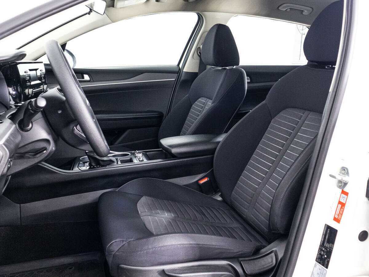 Kia K5 2020 года с пробегом. Фото: #15