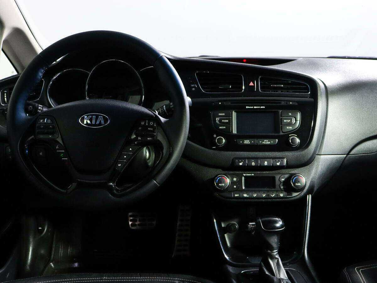 Kia Ceed 2013 года с пробегом. Фото: #11