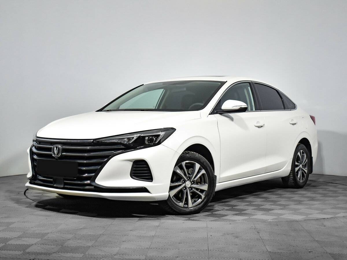 Changan Eado Plus 2023 года с пробегом. Посмотреть фото