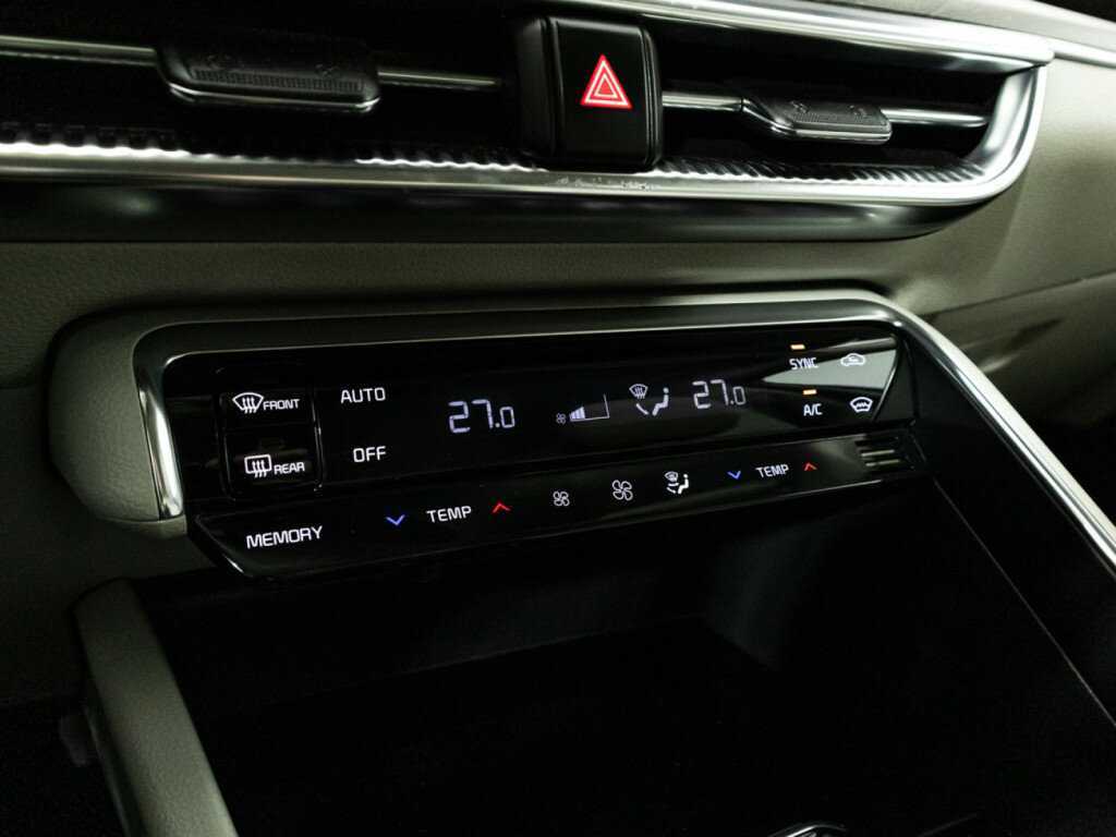 Kia K5 2021 года с пробегом. Фото: #19