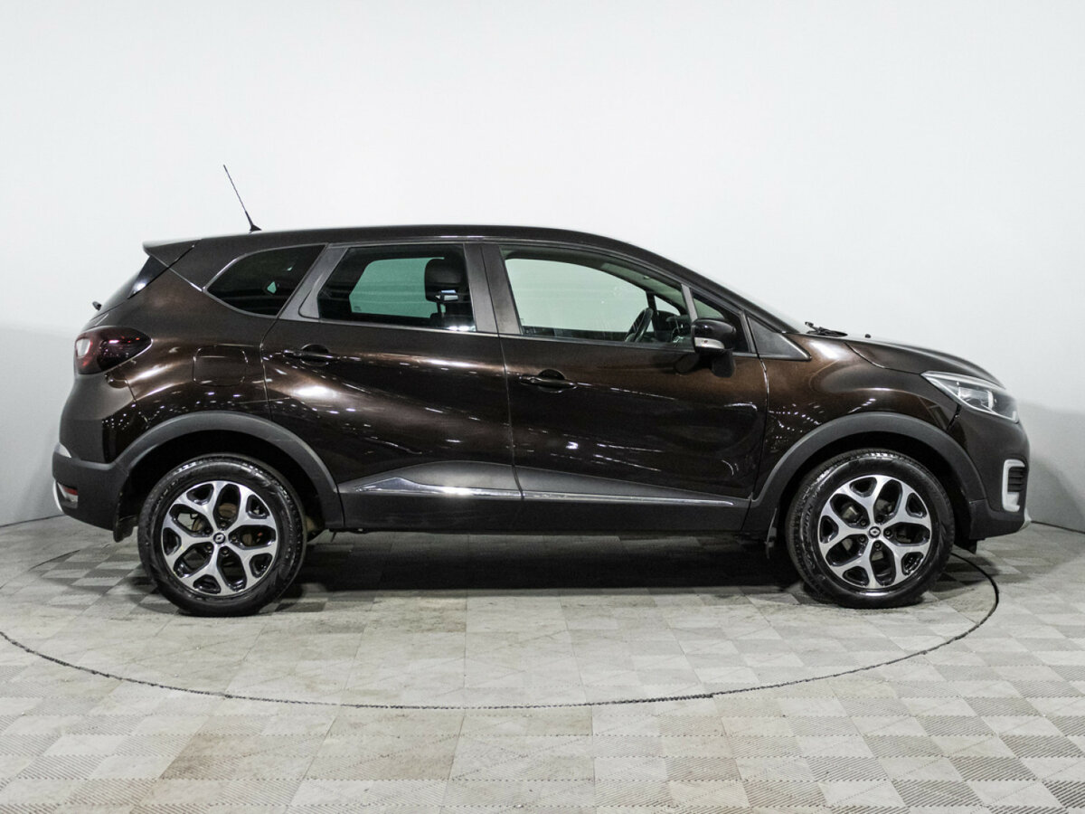 Renault Kaptur 2016 года с пробегом. Фото: #3