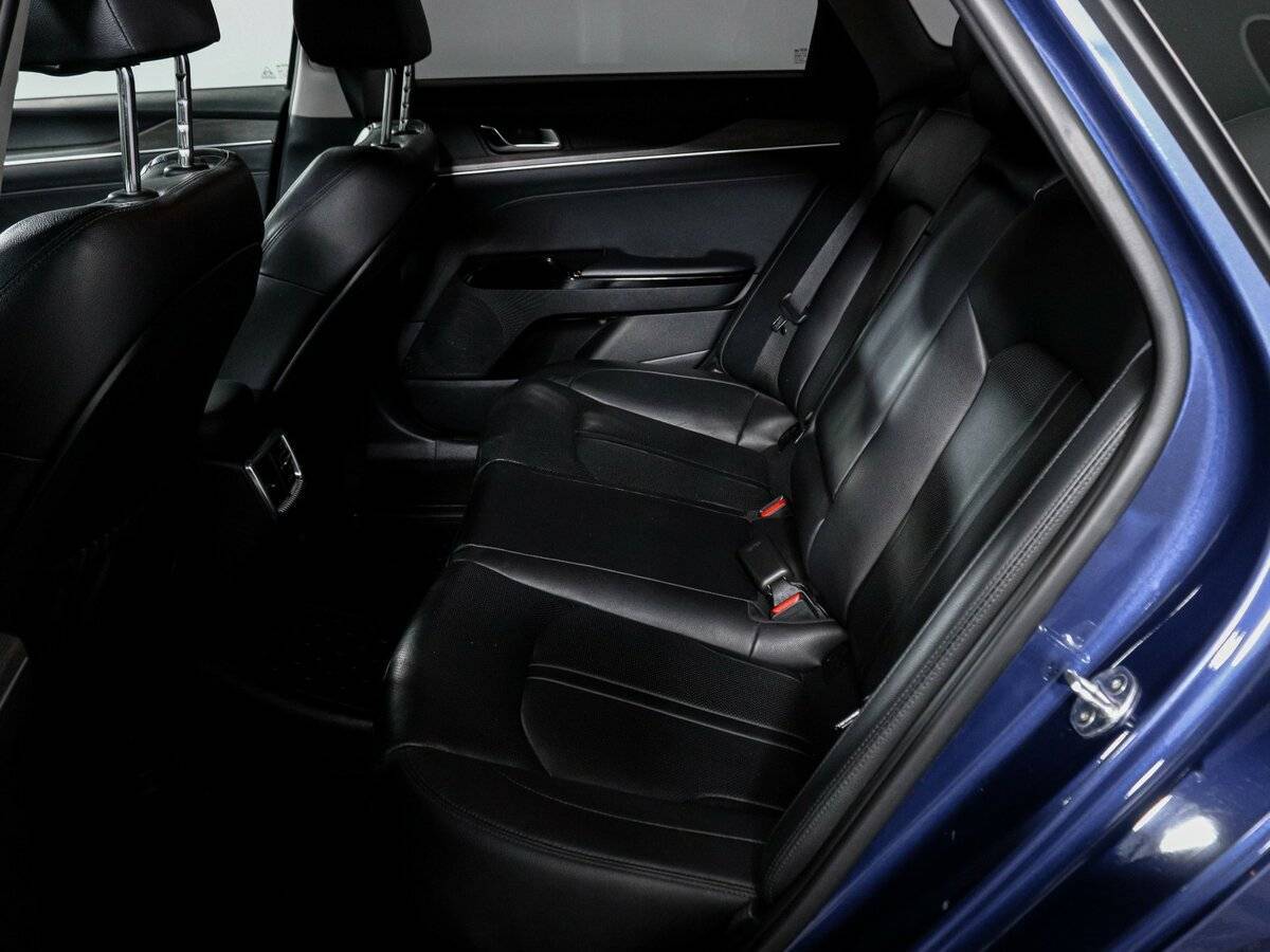 Kia K5 2020 года с пробегом. Фото: #9