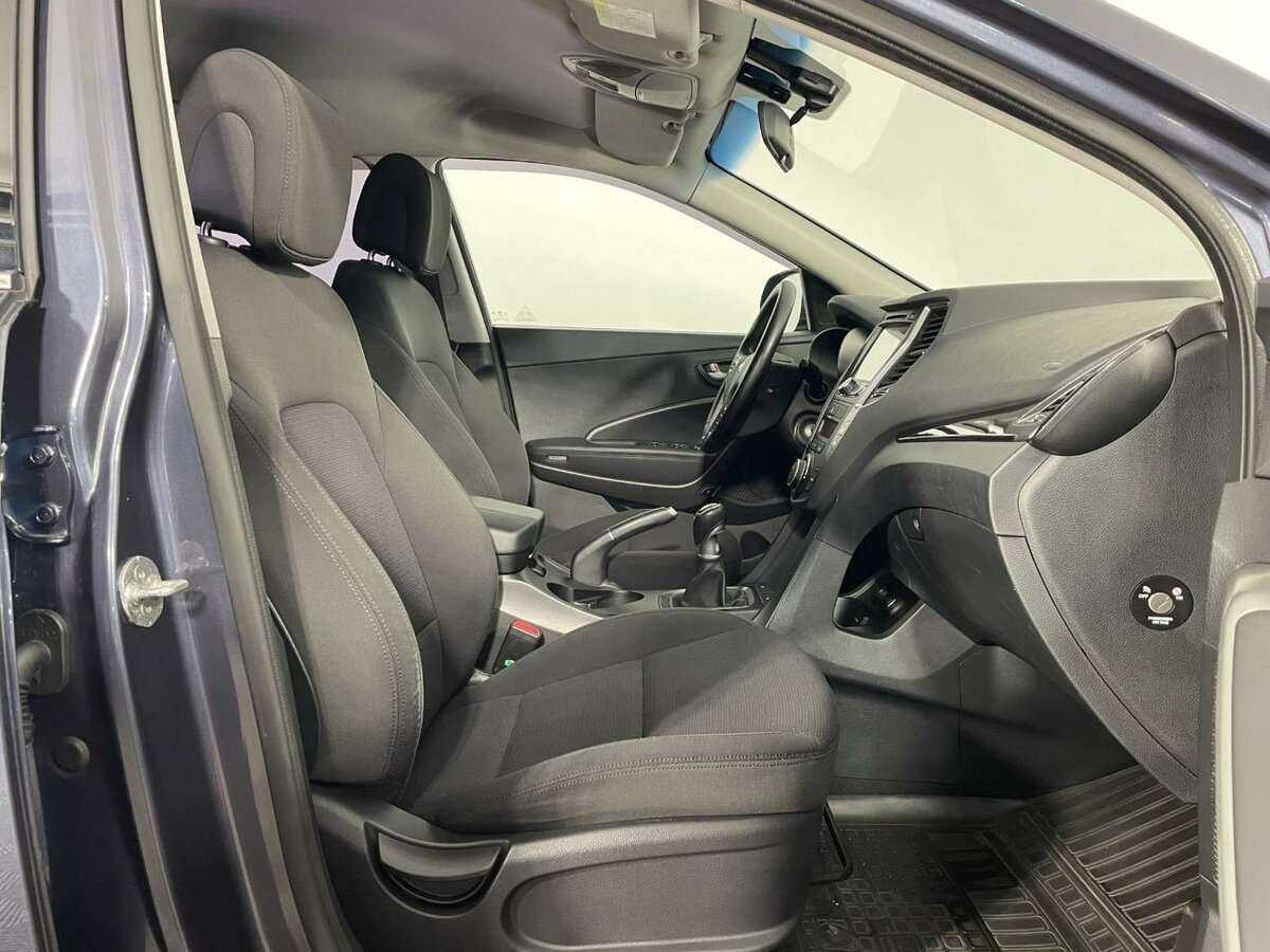 Hyundai Santa Fe 2015 года с пробегом. Фото: #13