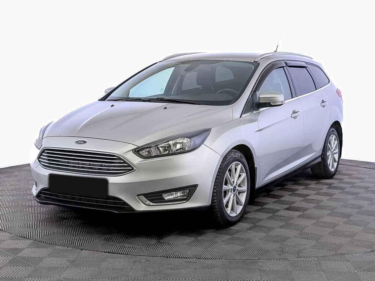 Ford Focus 2017 года с пробегом. Посмотреть фото