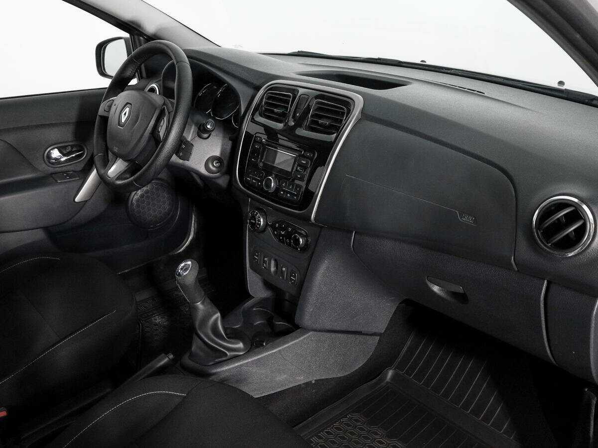 Renault Sandero 2017 года с пробегом. Фото: #8