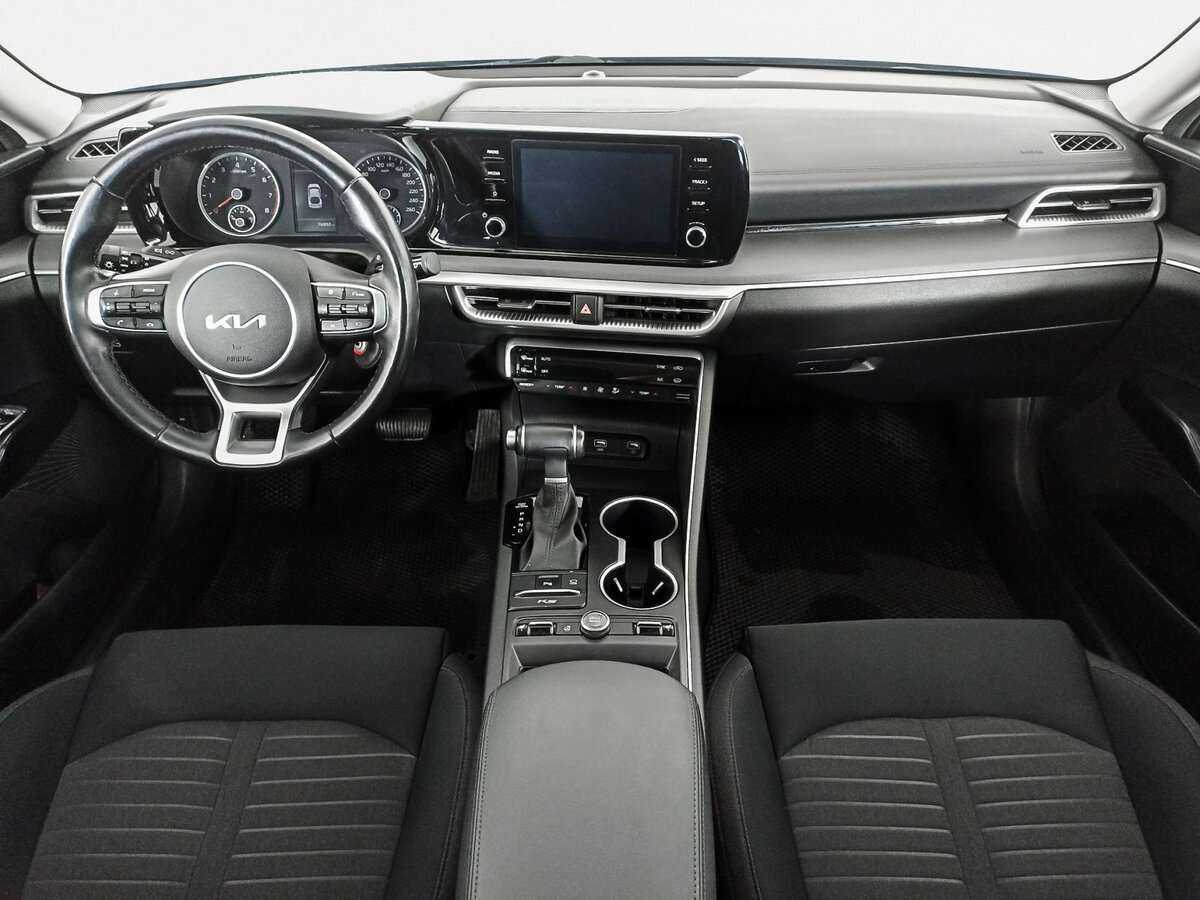 Kia K5 2021 года с пробегом. Фото: #11