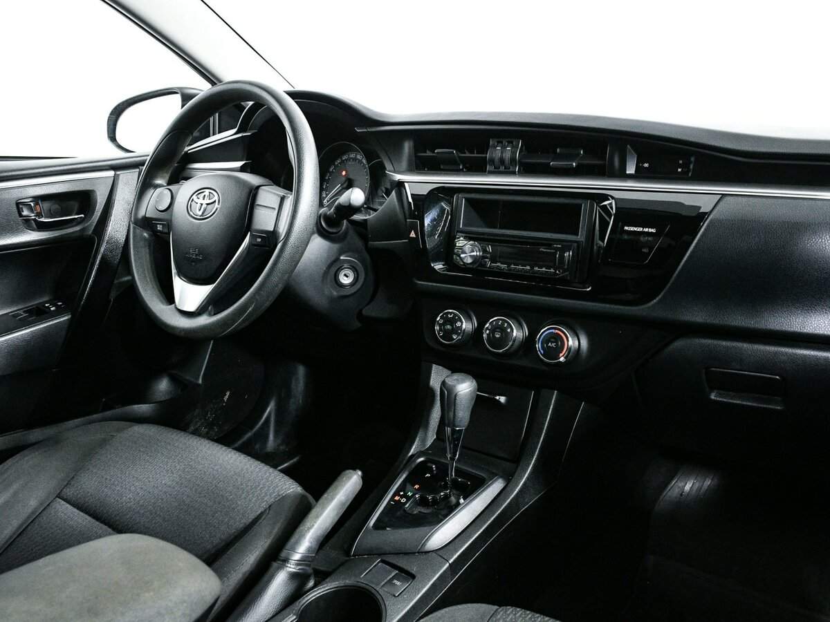Toyota Corolla 2015 года с пробегом. Фото: #8