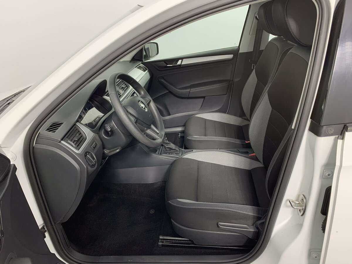 Skoda Rapid 2019 года с пробегом. Фото: #13