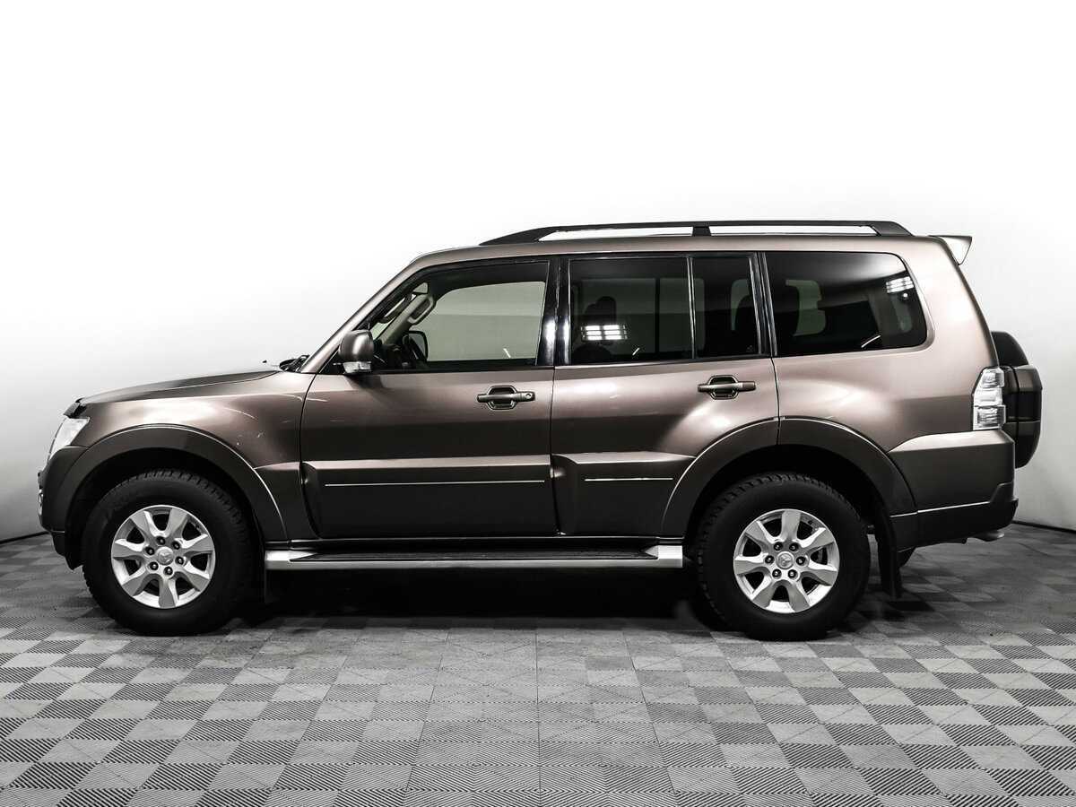 Mitsubishi Pajero 2015 года с пробегом. Фото: #7