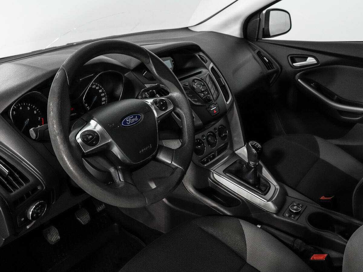 Ford Focus 2013 года с пробегом. Фото: #8