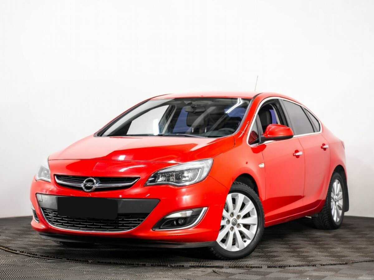 Opel Astra 2013 года с пробегом. Фото: #0