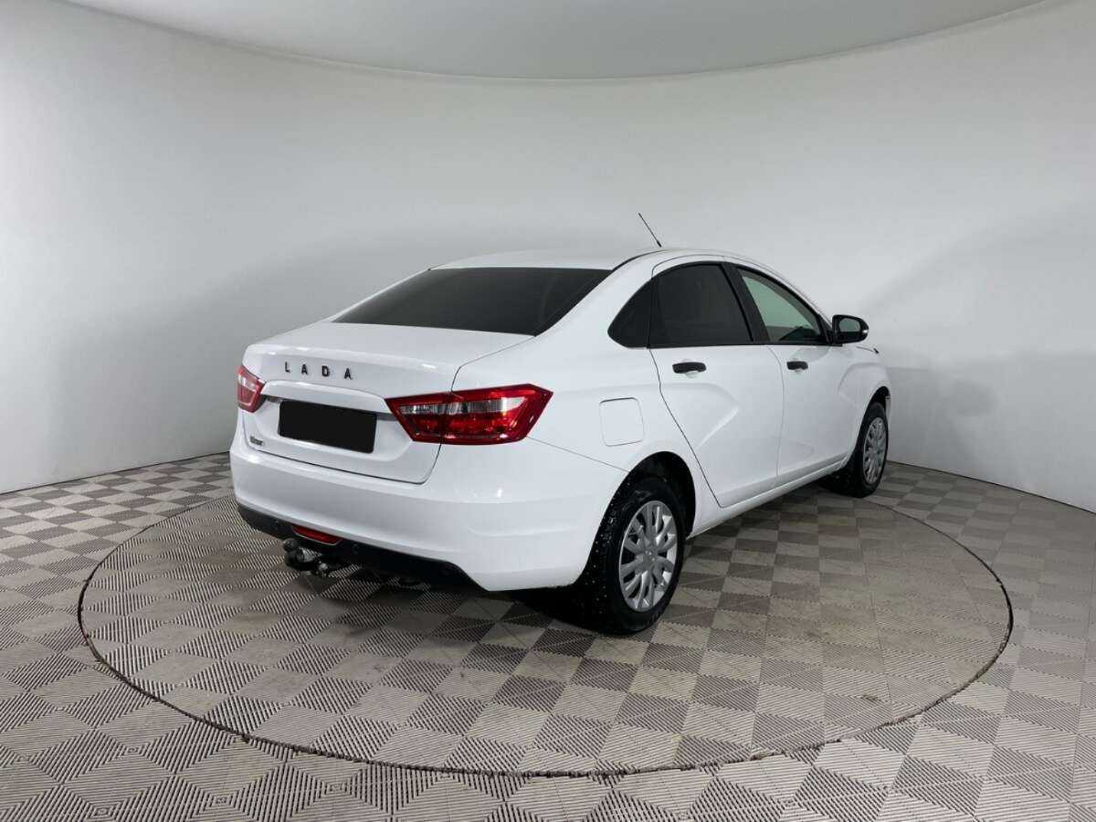 Lada (ВАЗ) Vesta 2021 года с пробегом. Фото: #3