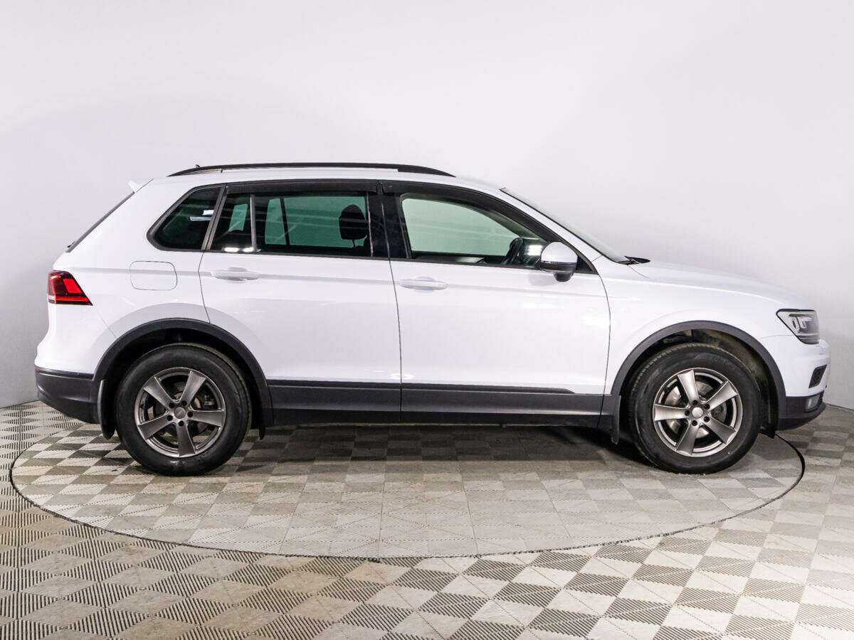 Volkswagen Tiguan 2019 года с пробегом. Фото: #3