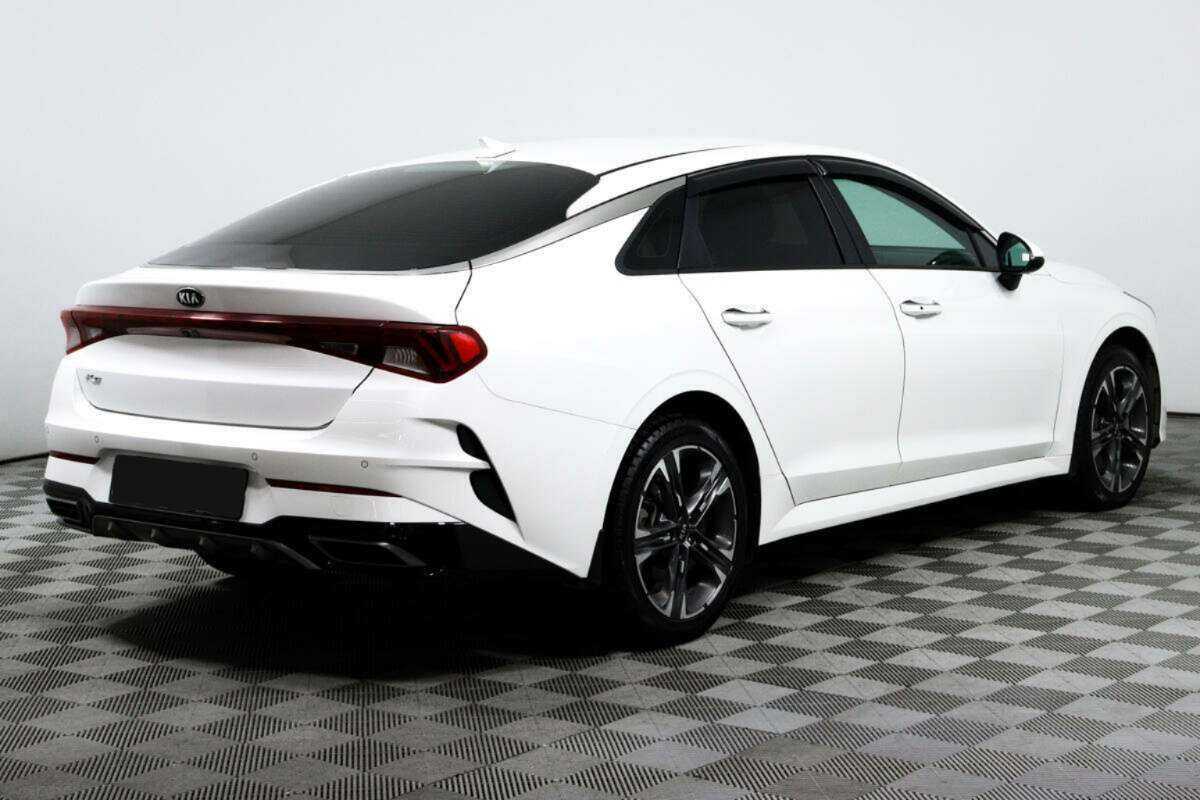 Kia K5 2021 года с пробегом. Фото: #4