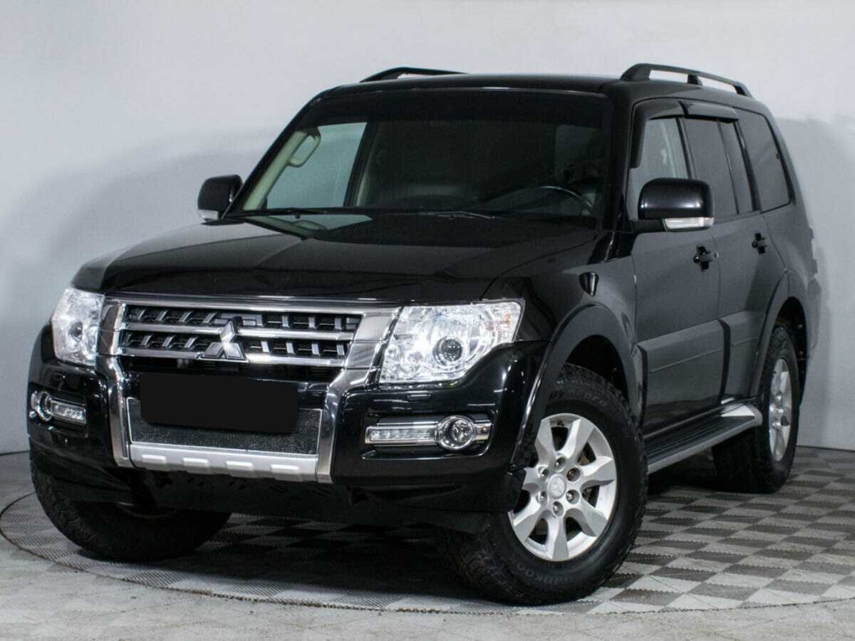 Mitsubishi Pajero 2014 года с пробегом. Посмотреть фото