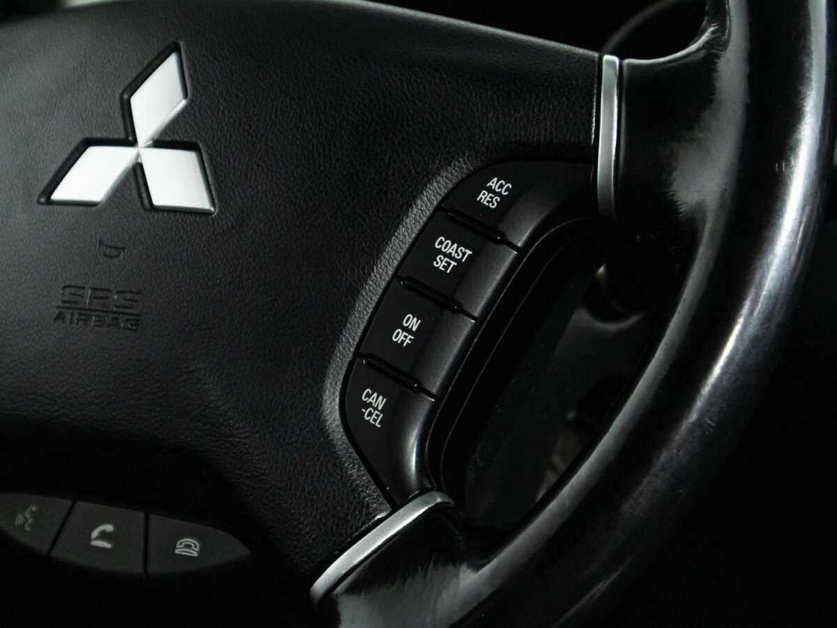 Mitsubishi Pajero 2012 года с пробегом. Фото: #16