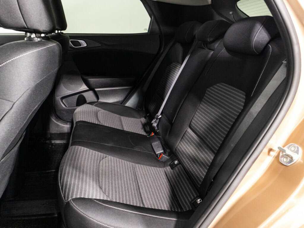 Kia XCeed 2021 года с пробегом. Фото: #10