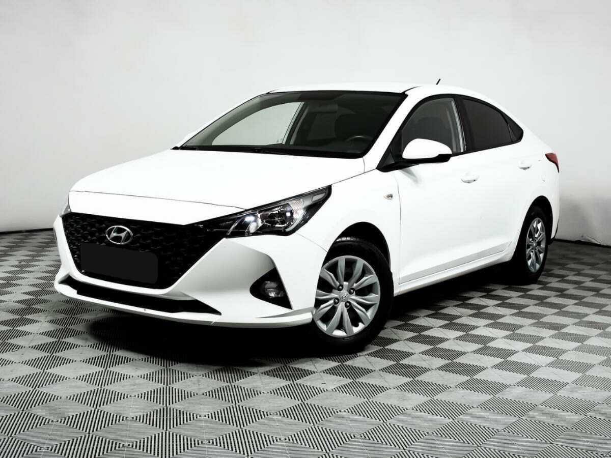 Hyundai Solaris 2020 года с пробегом. Посмотреть фото