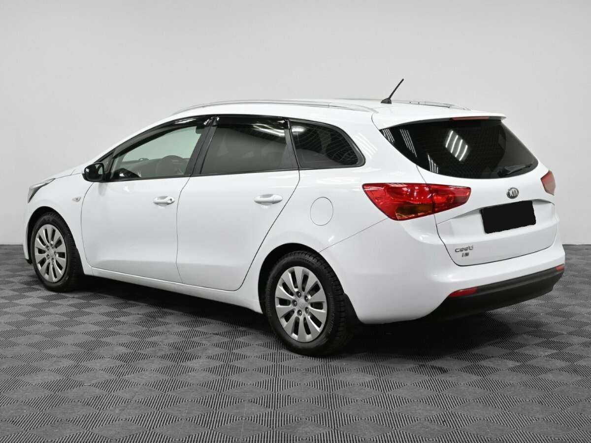 Kia Ceed 2013 года с пробегом. Фото: #3